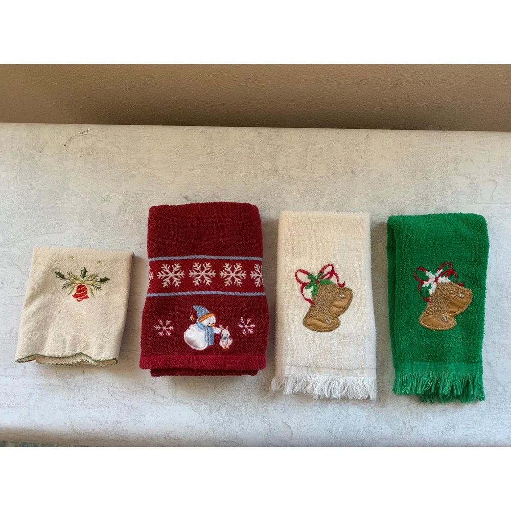 Vintage 1980s Christmas Towels Set‎ Embroidered Snowman Bells Holly USA Made